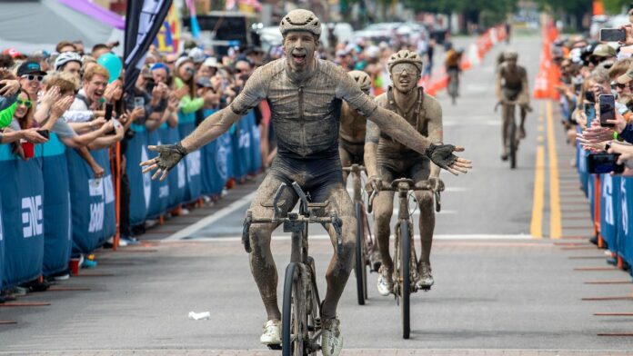 Unbound-gravel-Ivar-Slick-wins-mens-race-after-epic-four-rider