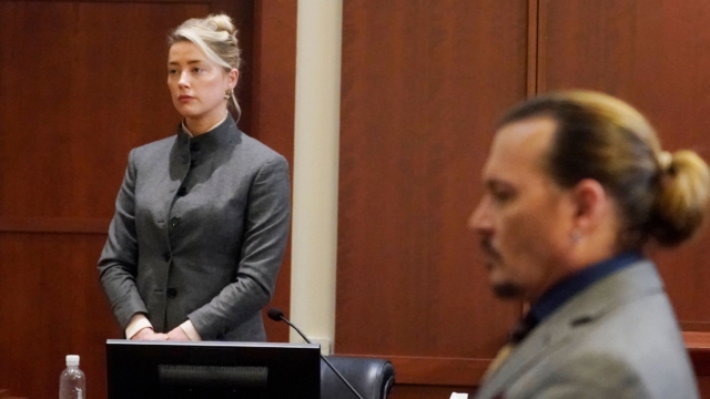 amber heard and johnny depp in the court