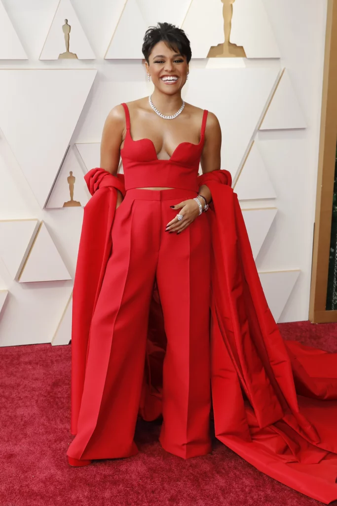 ariana-debose-oscars-outfit-2022