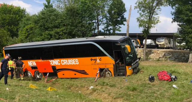 A Bus Crash on I-59 Results in 11 Hospitalizations and a New Jersey Family Traveling to a Reunion in Tuscaloosa