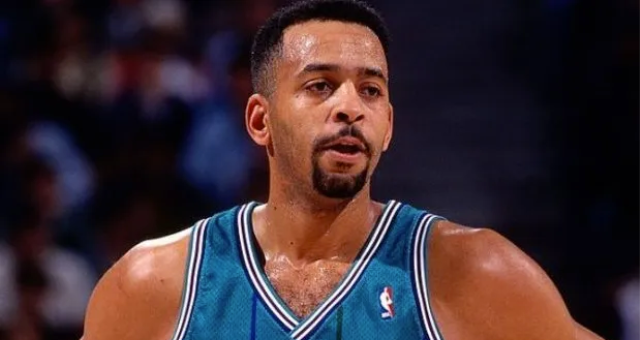 Who is Dell Curry Net Worth, Income, Early Life, Career, Biography, Private Life, Cars, Real Estate, and More!