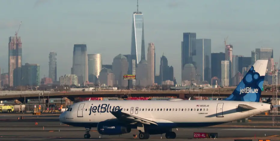 Traveler Got Arrested After A Bomb Complaint Was Filed On A Jet Blue Flight To New Jersey!