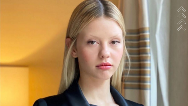 How old is Mia Goth? 