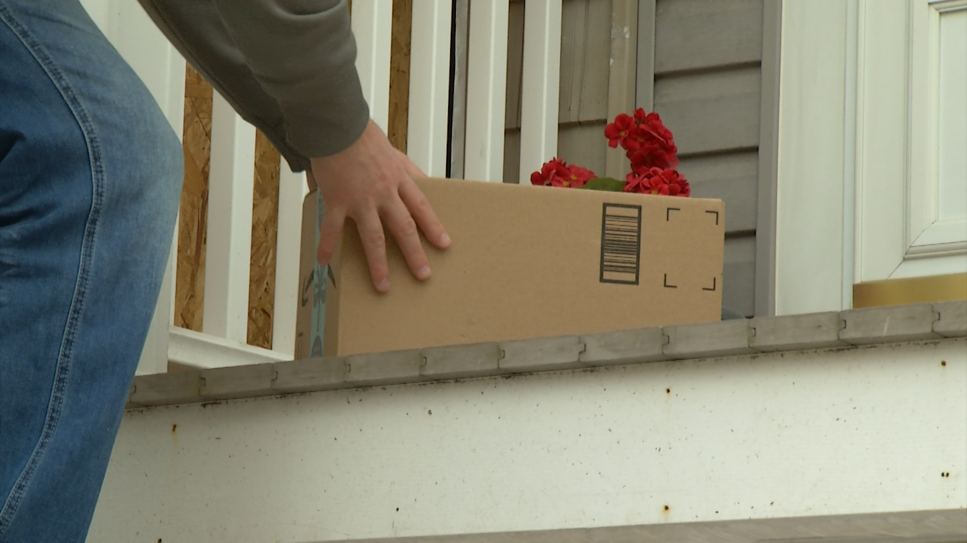 New law in New Jersey targets "porch pirates" 