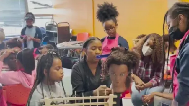 A Woman From Harlem Runs a Hair Care Boot Programme for Aspiring Young Professionals