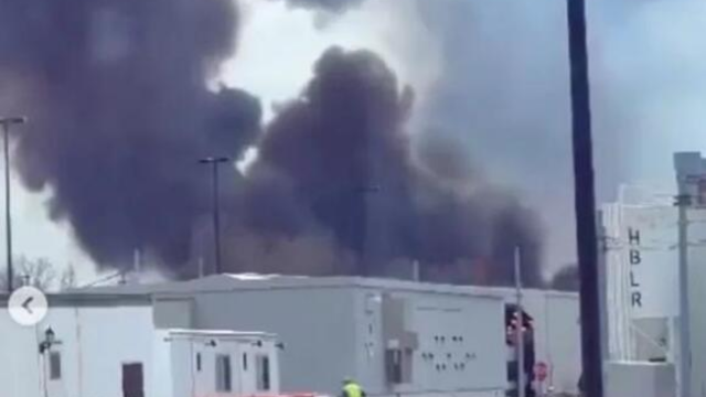 A Brush Fire in Jersey City Has Grown Into a 7-alarm Blaze
